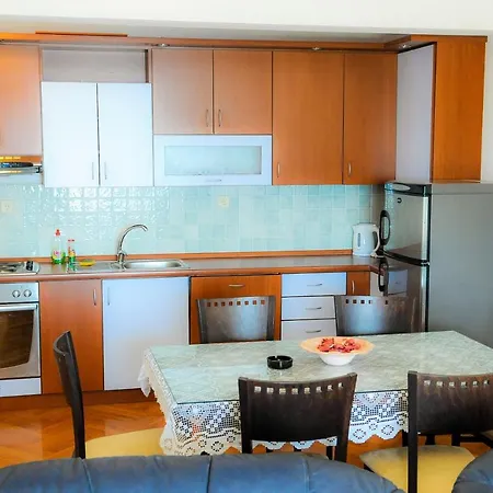 Vuko * Ποντστράνα