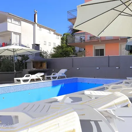 Vuko Ποντστράνα