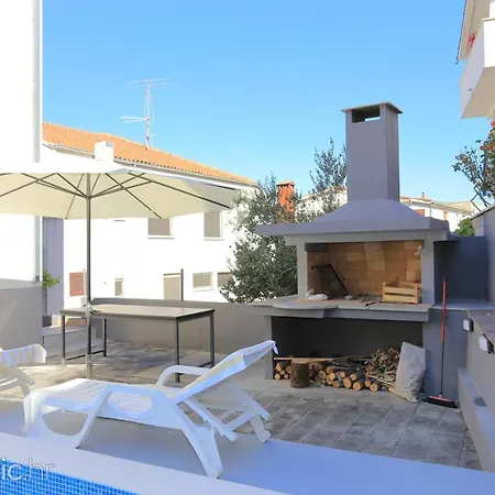 Vuko * Ποντστράνα